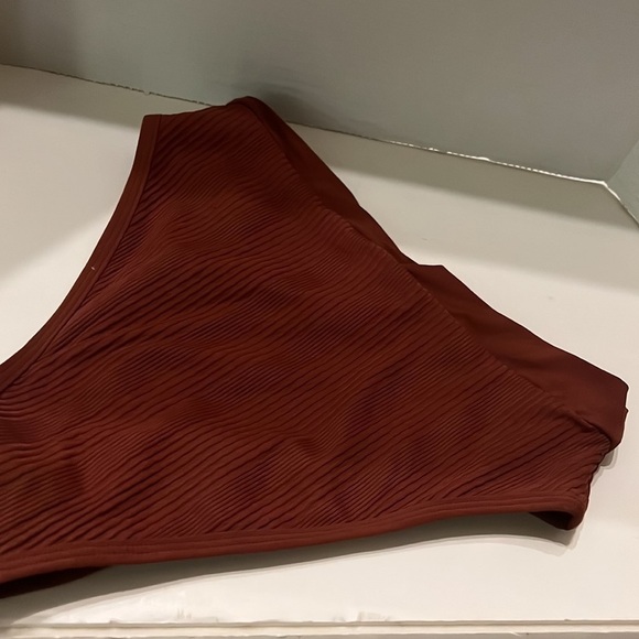 Lspace Ribbed Frenchi Bikini Bottoms new without tags - Picture 7 of 7